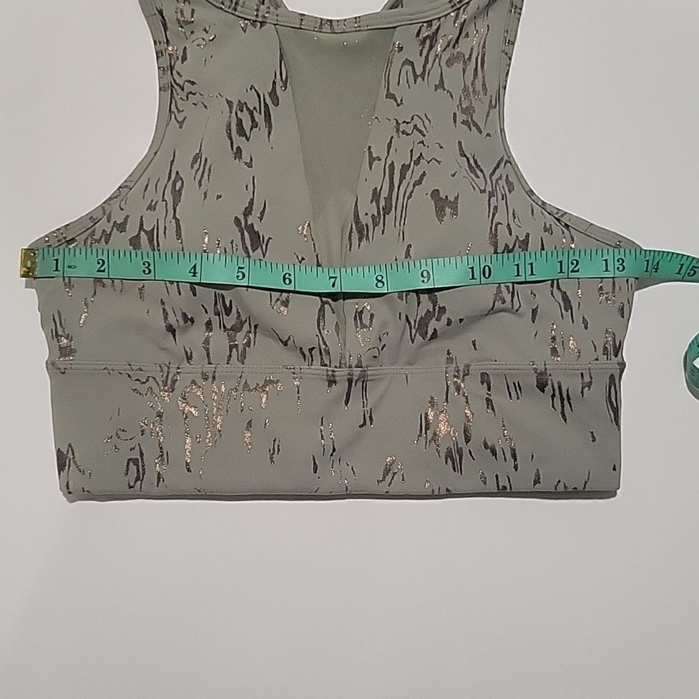 Sweaty Betty x Halle Berry Athena Sports Bra - Picture 14 of 15